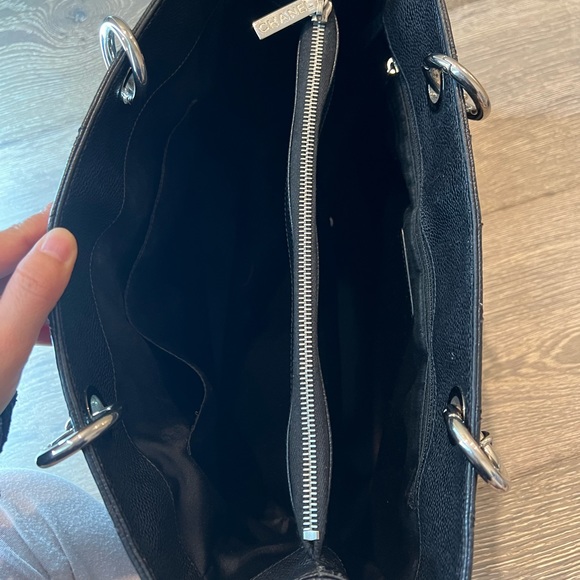 Chanel Quilted Caviar Grand Shopping Tote in Black w/ Silver Hardware - Picture 8 of 10